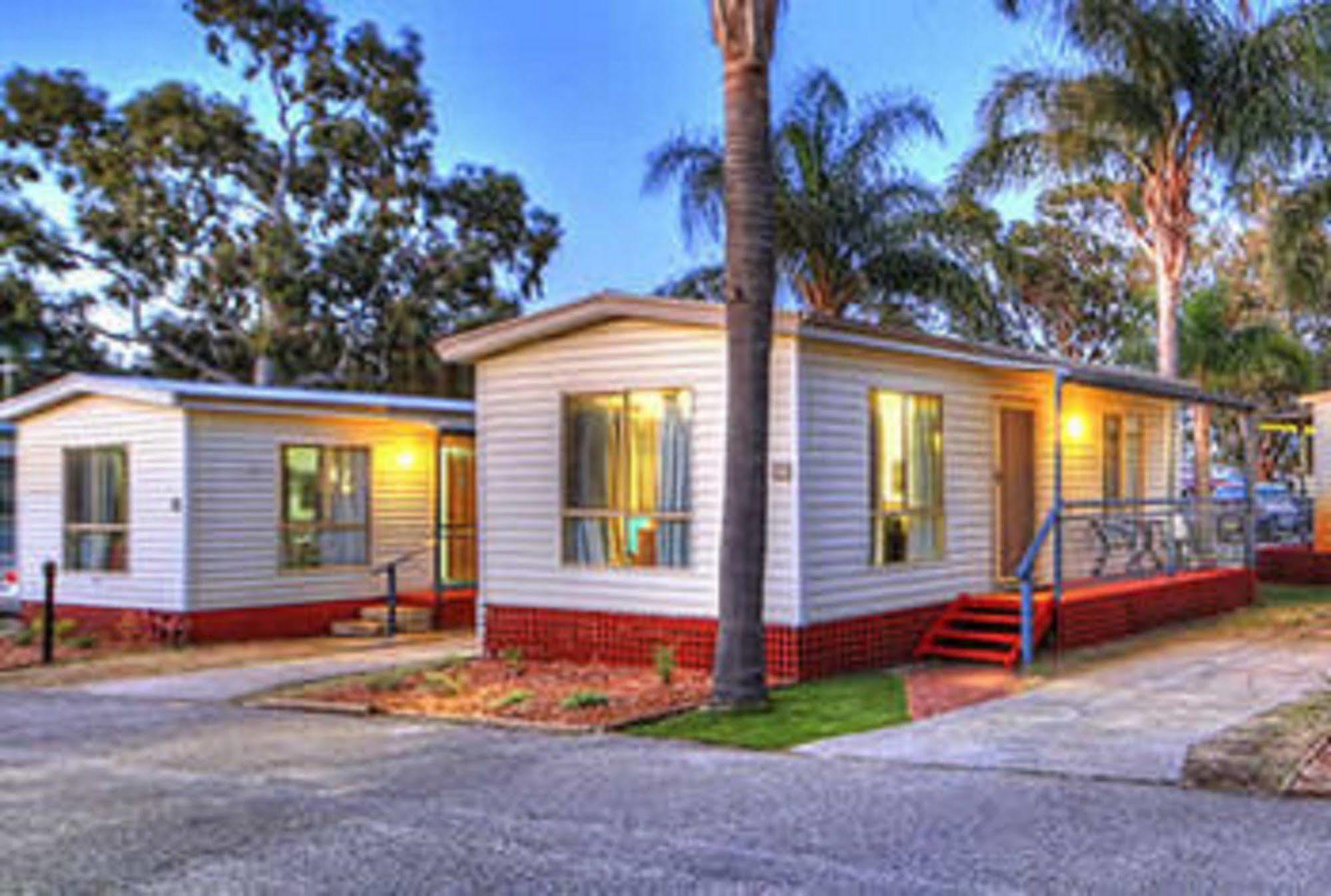 Central Caravan Park Perth Exterior foto